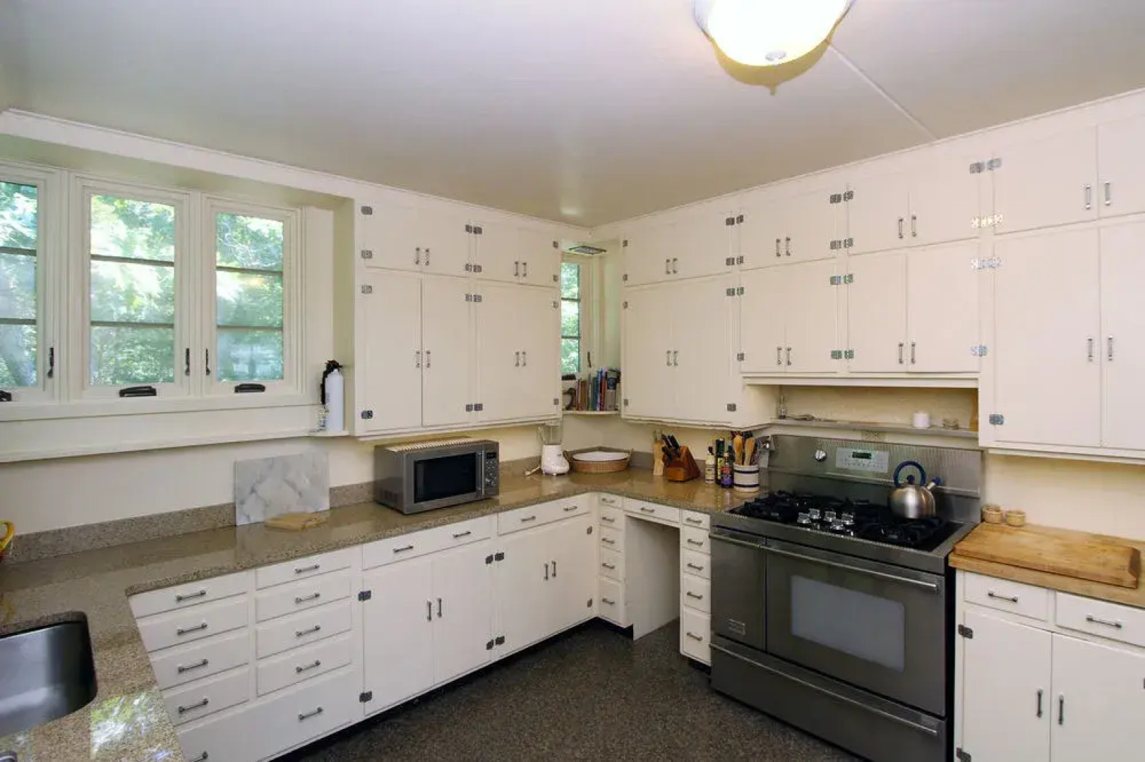 Cape Cod Cottage on the Bay by RedAwning