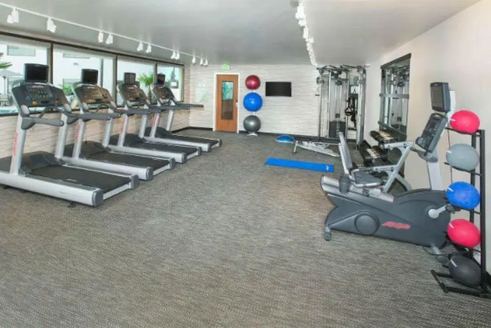 Courtyard Redwood City