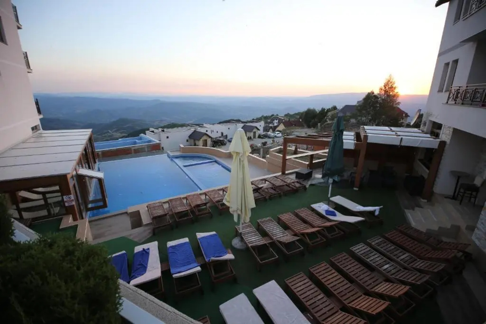 Astoria Lux - K16 Milmari