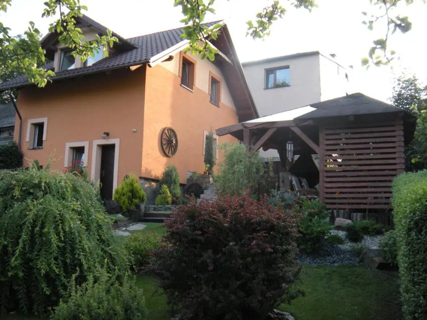 Apartments Ve Dvoře