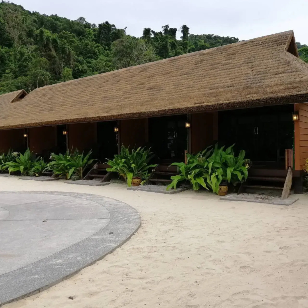 Victoria Cliff Nyaung Oo Phee Island