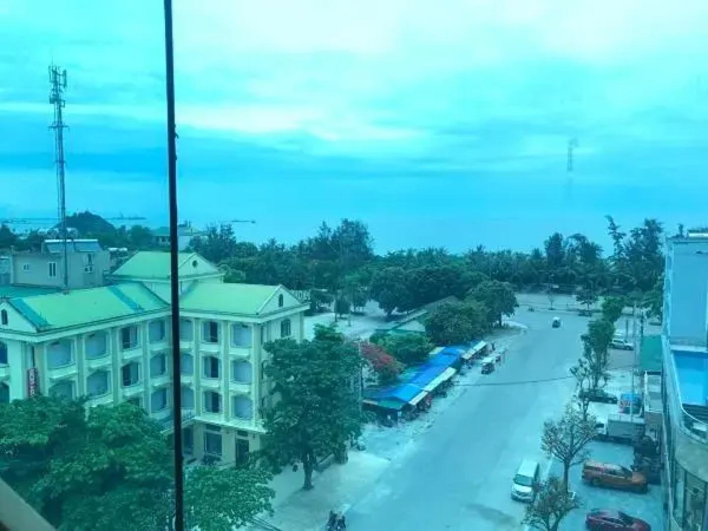 Holiday Cua Lo Hotel