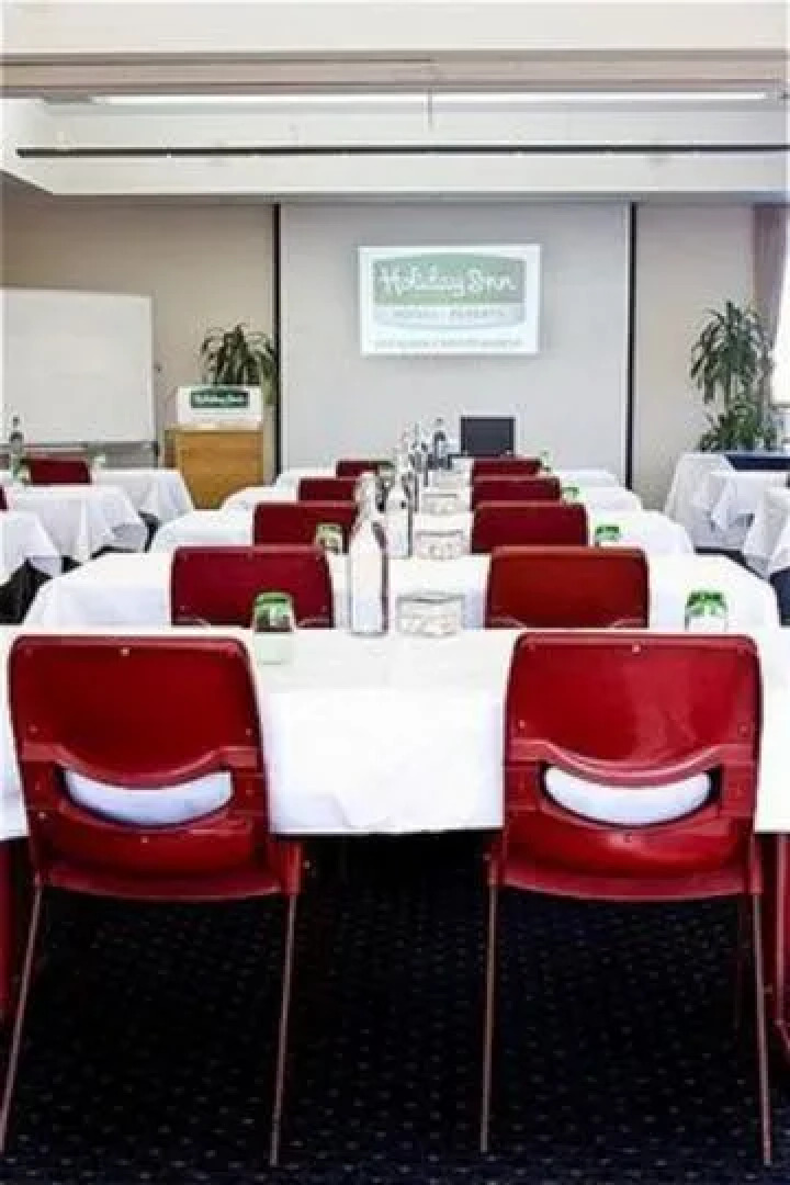 Holiday Inn on Avon Christchurch