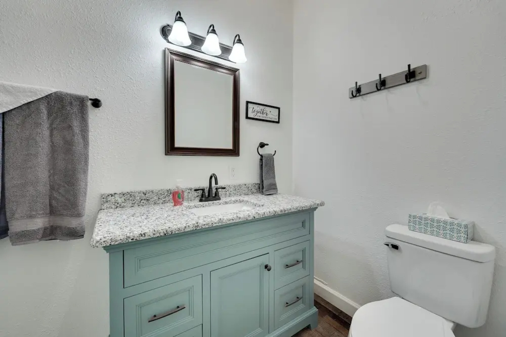 Table Rock Lake Condo 3 Mi to Boat Ramp!