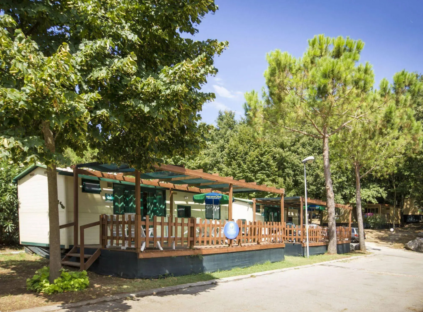 hu I Pini village