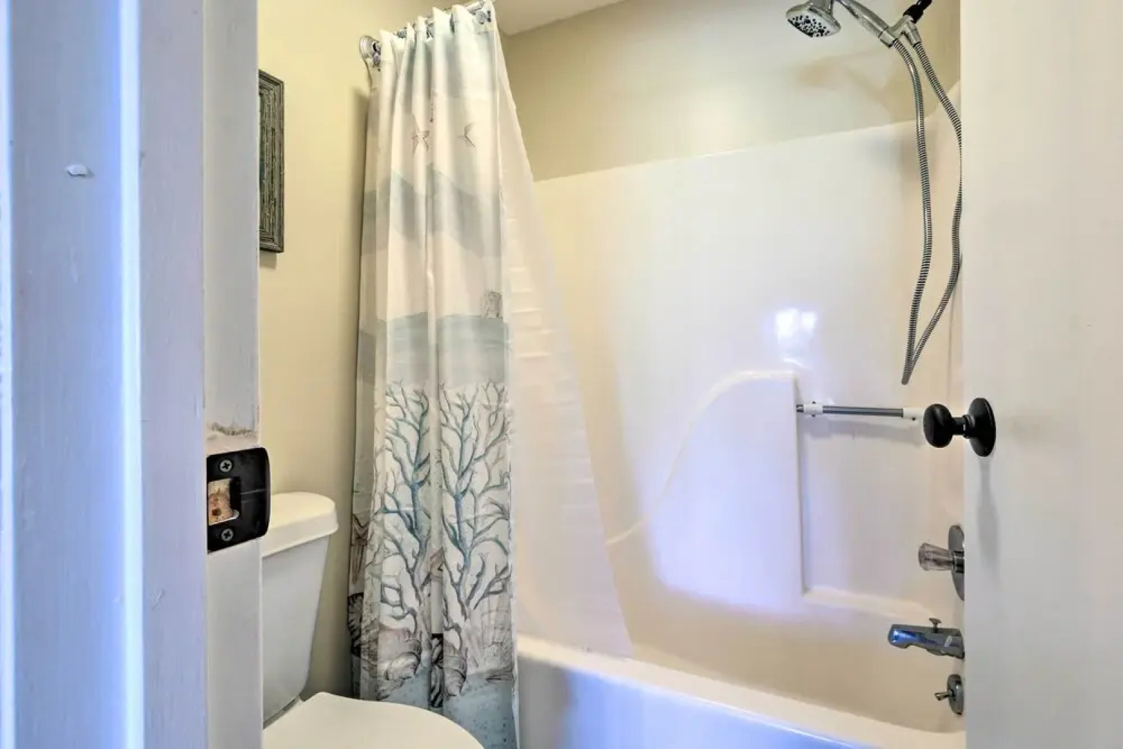 Walk to Harbor Island Beach: Cozy St Helena Villa!