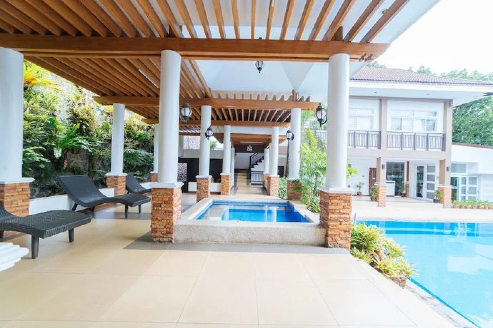 RedDoorz @ Teofely Garden Tagaytay