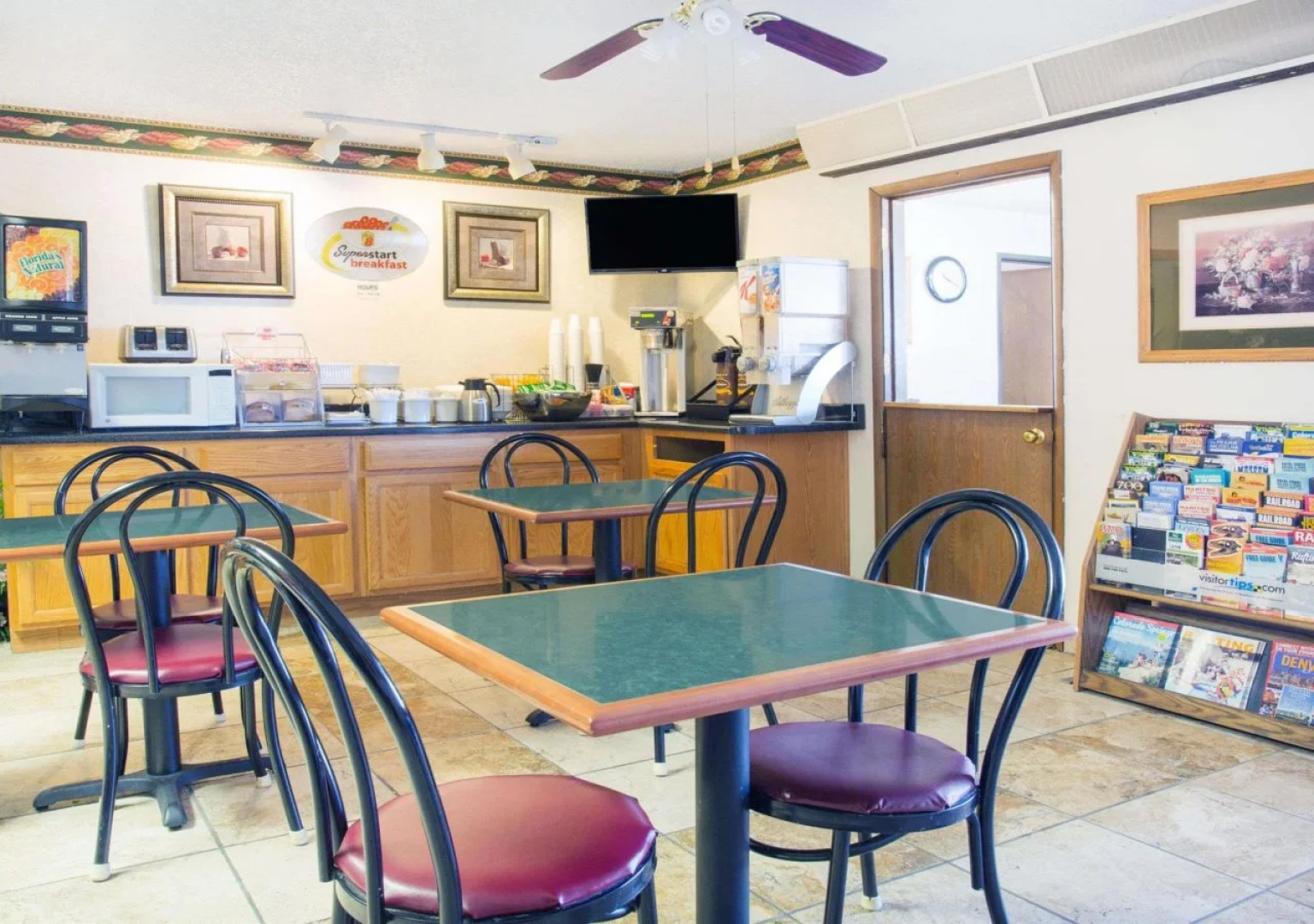 Super 8 By Wyndham Limon