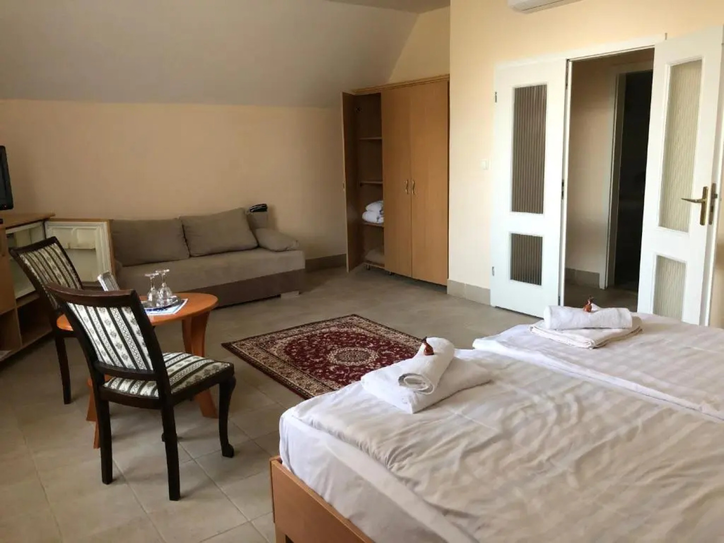 Festetich Kastélyszálló és Zsuzsanna Hotel