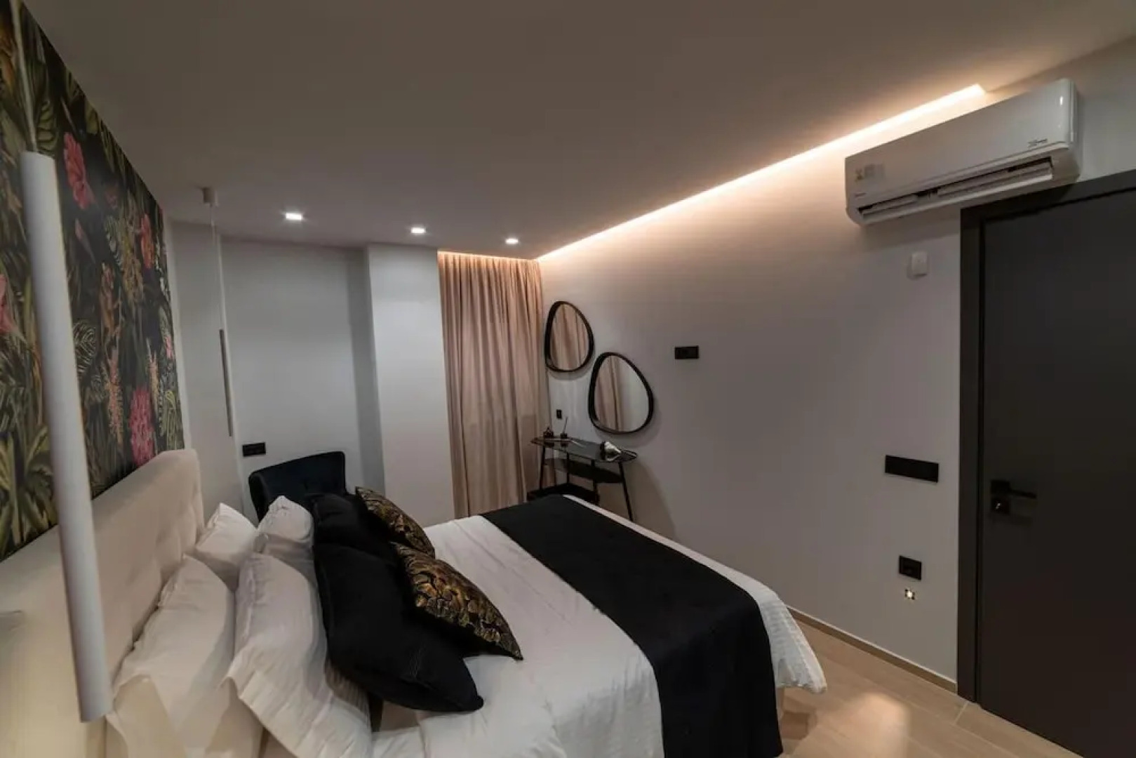 Beautiful 4-bed Villa Ria in Vathianos Kampos