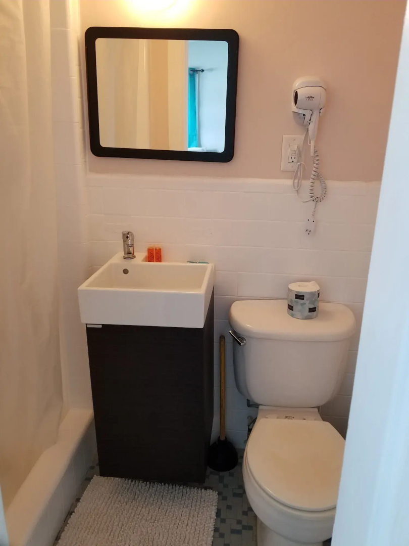 Jones Beach Hotel