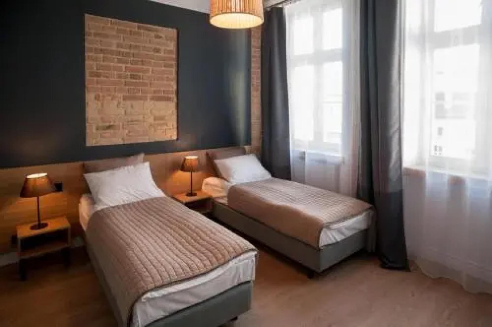 Qbatura Cafe & Hotel