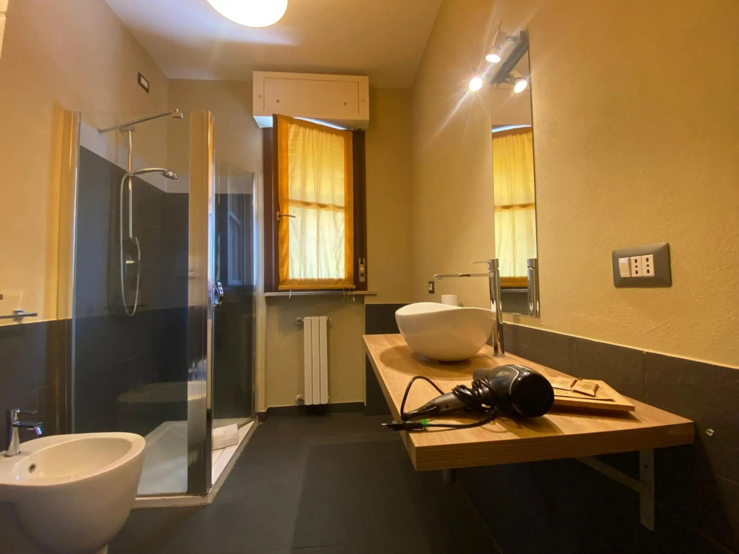 Chicco Apartment Small Business