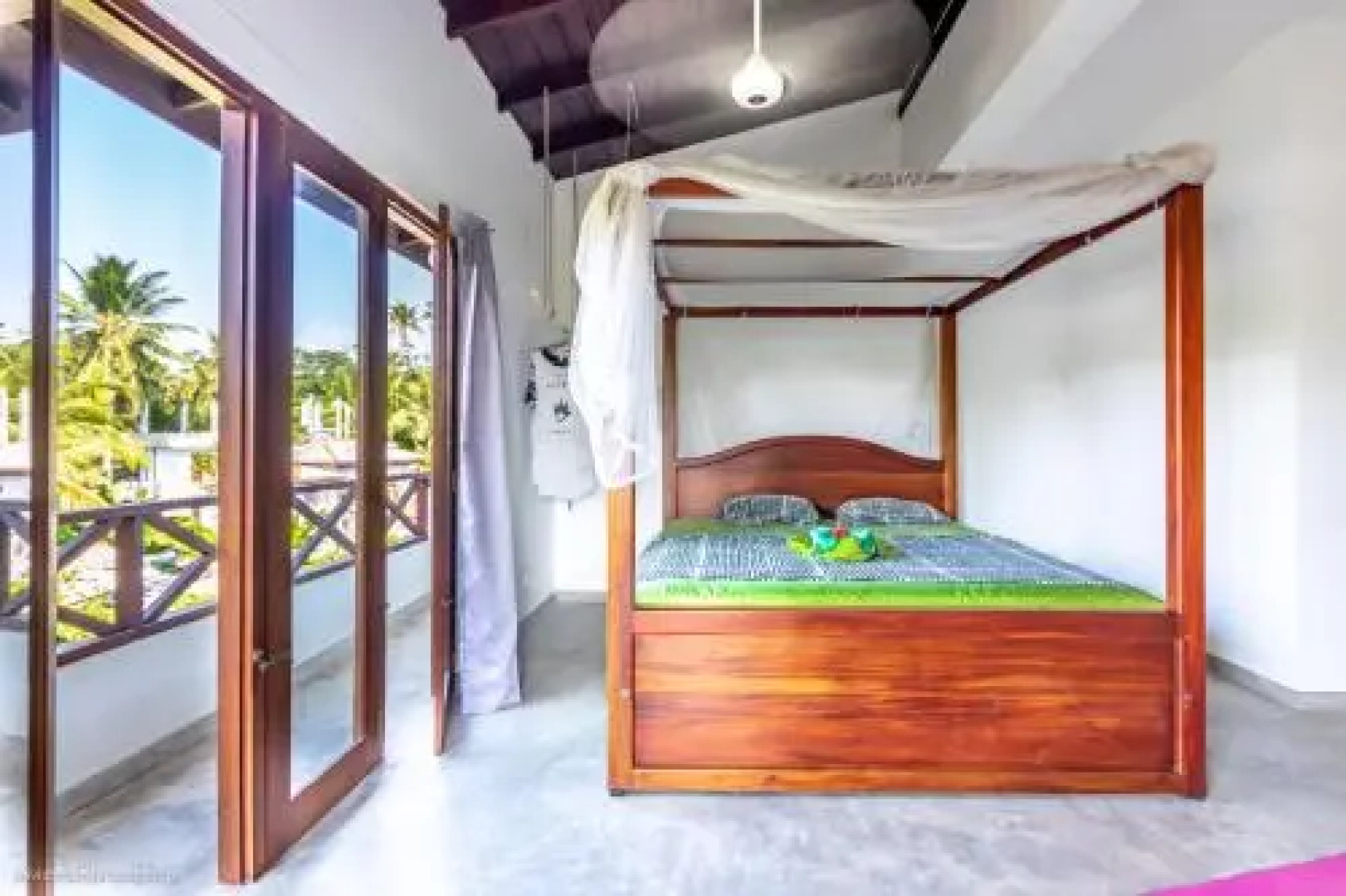 Dorian Guest House and Restaurant