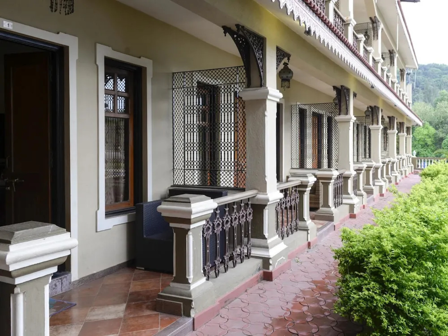 OYO 850 Hotel River Palace