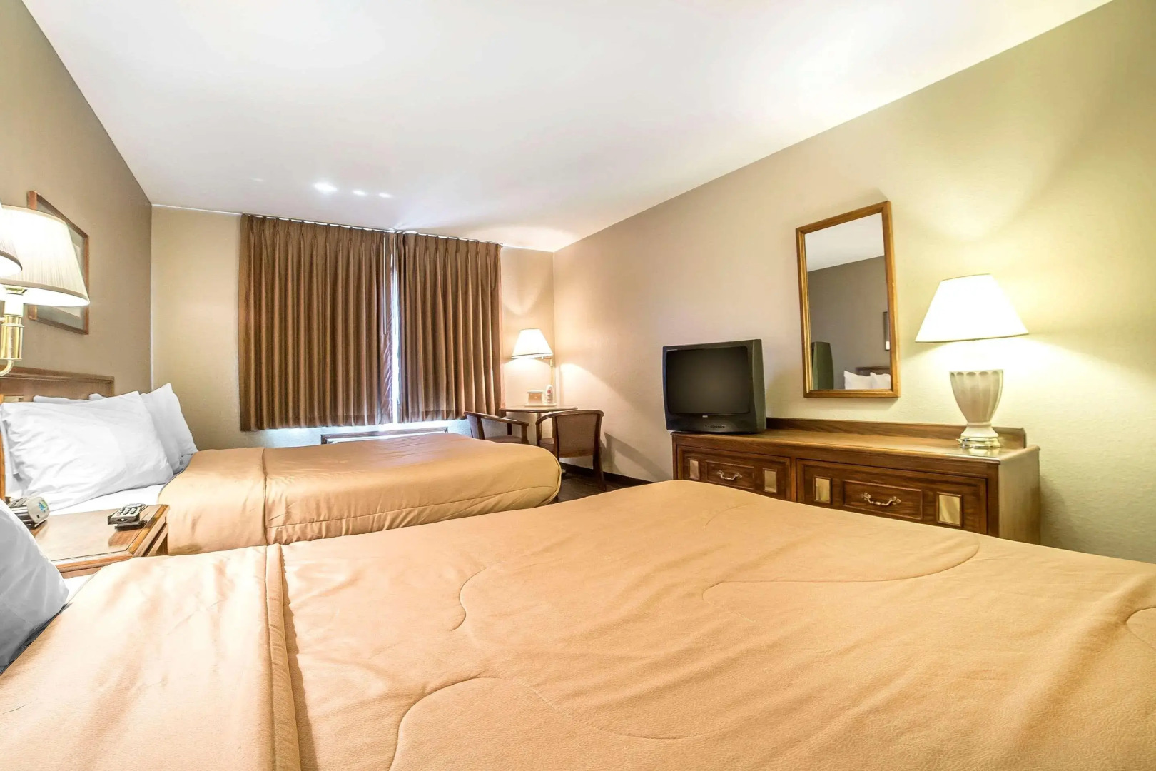 Econo Lodge Inn and Suites Sandy