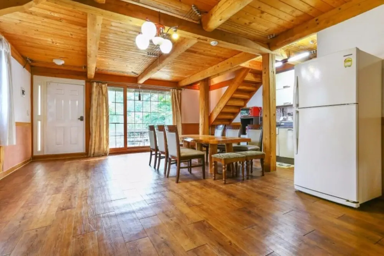 Yangpyeong Log Camp Pension