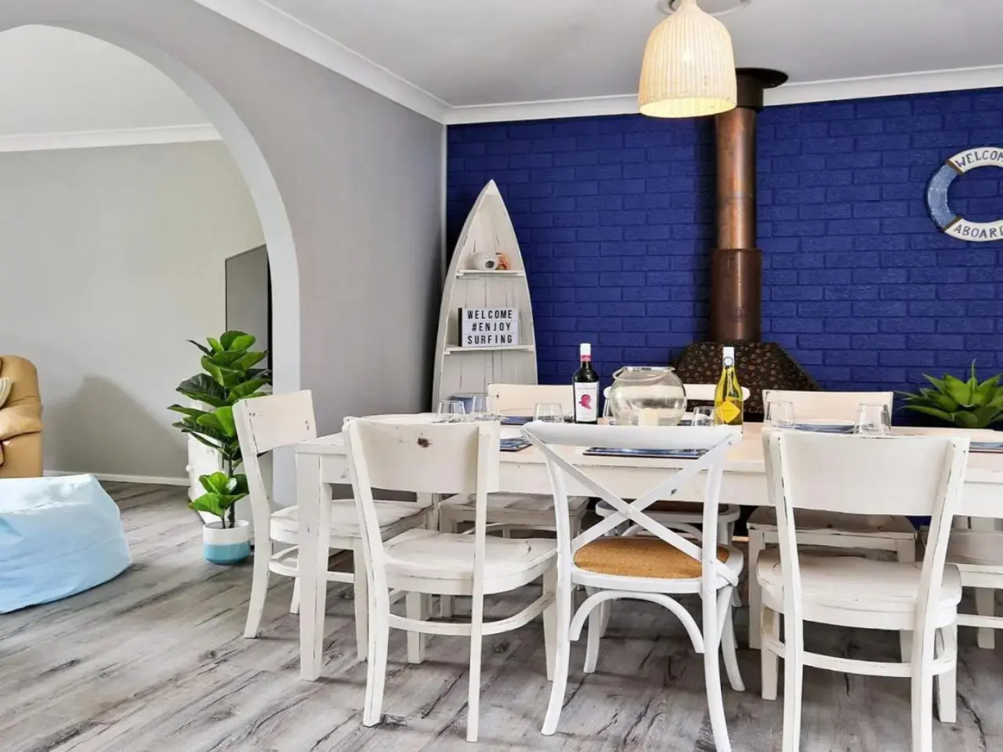 Gone Fishing! - air conditioned, crisp and clean