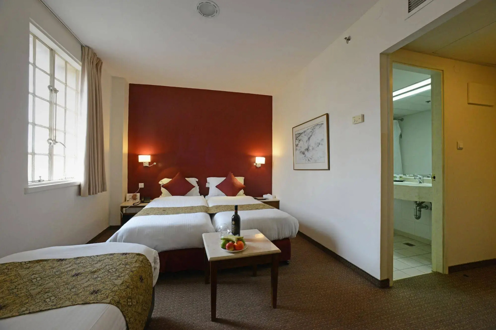 YMCA Three Arches Hotel