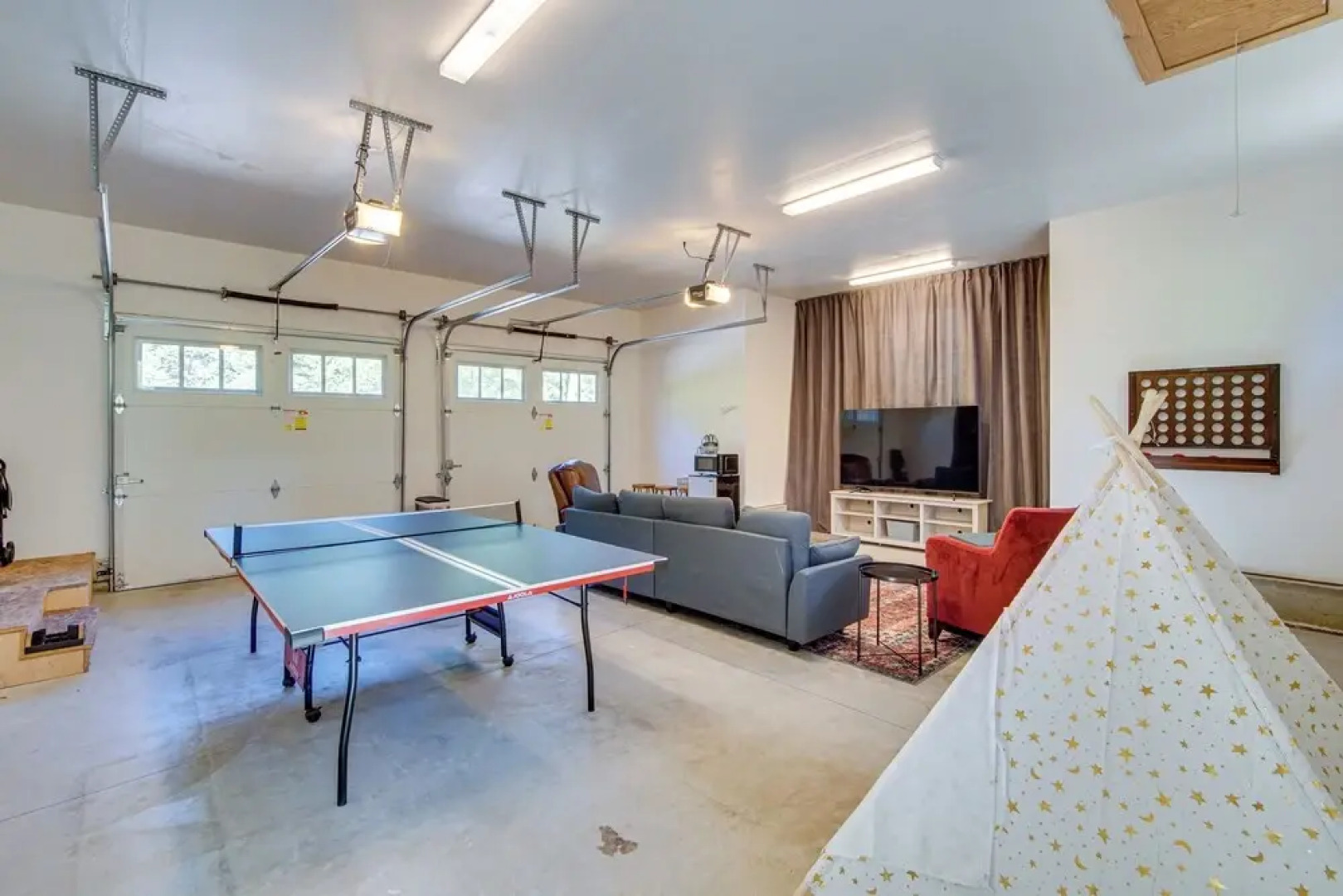 Luxury Home in Suncadia Hot Tub + Fire Pit!