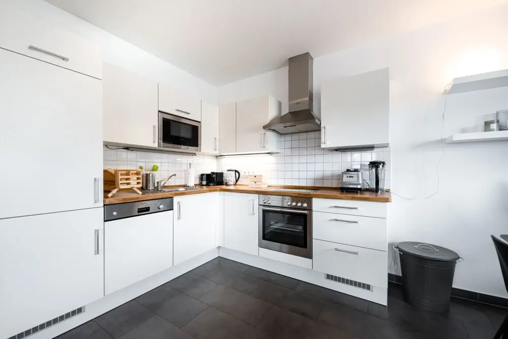Business Leisure 1BR Esch-sur-Alzette