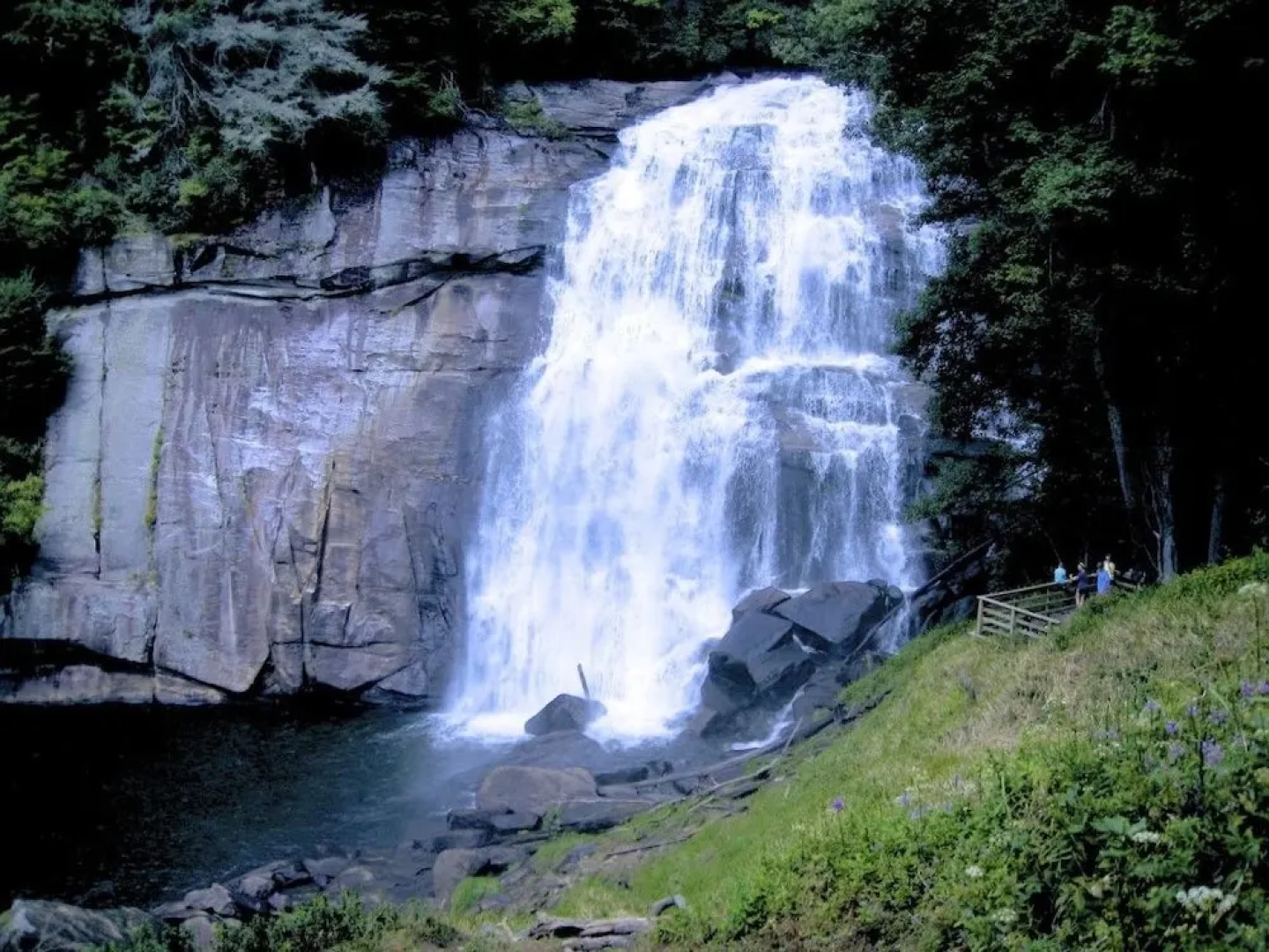 North Carolina Mountain Retreat - 1 Br condo by RedAwning