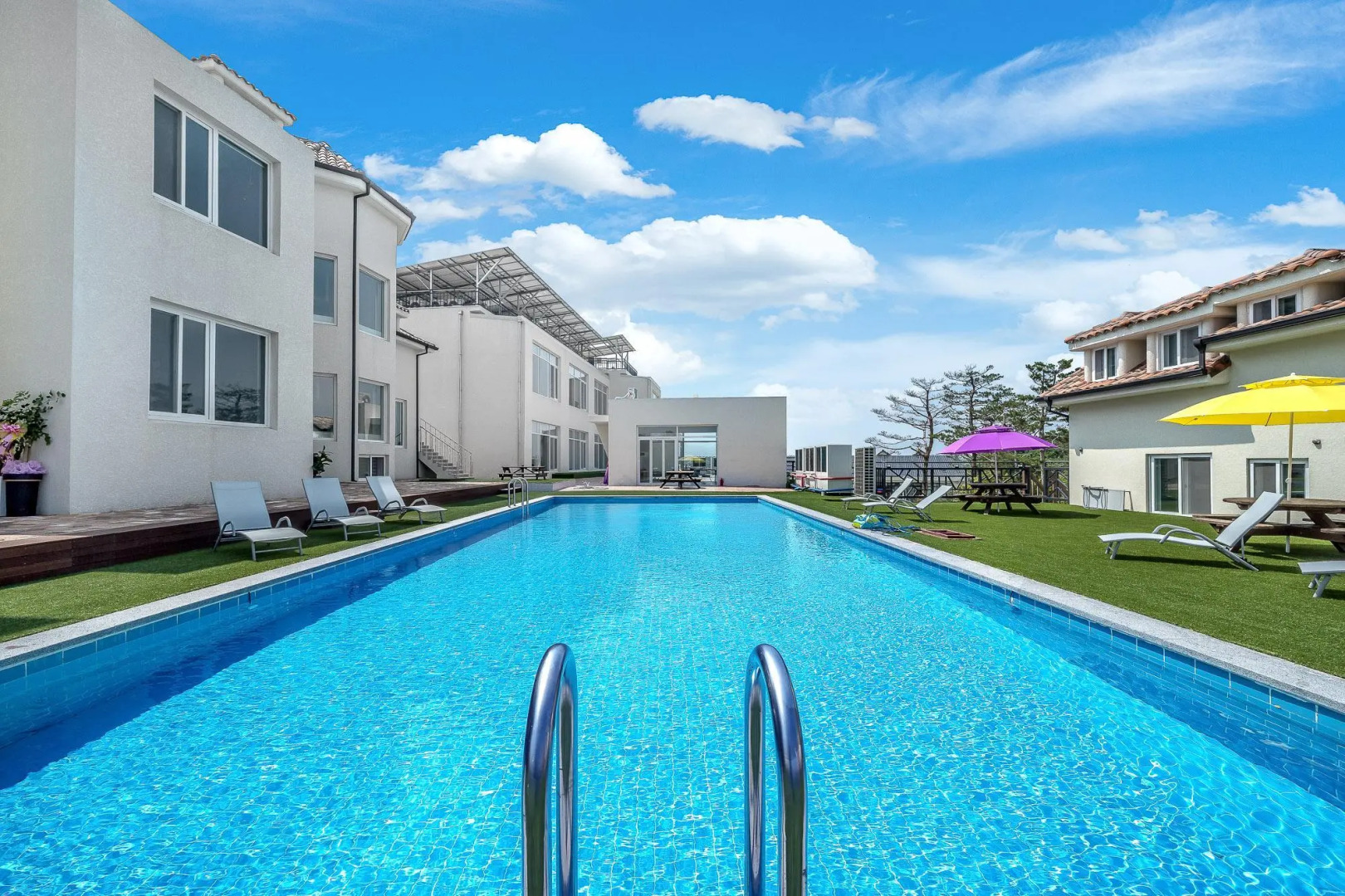 Goseong Belloci Kids Poolivilla