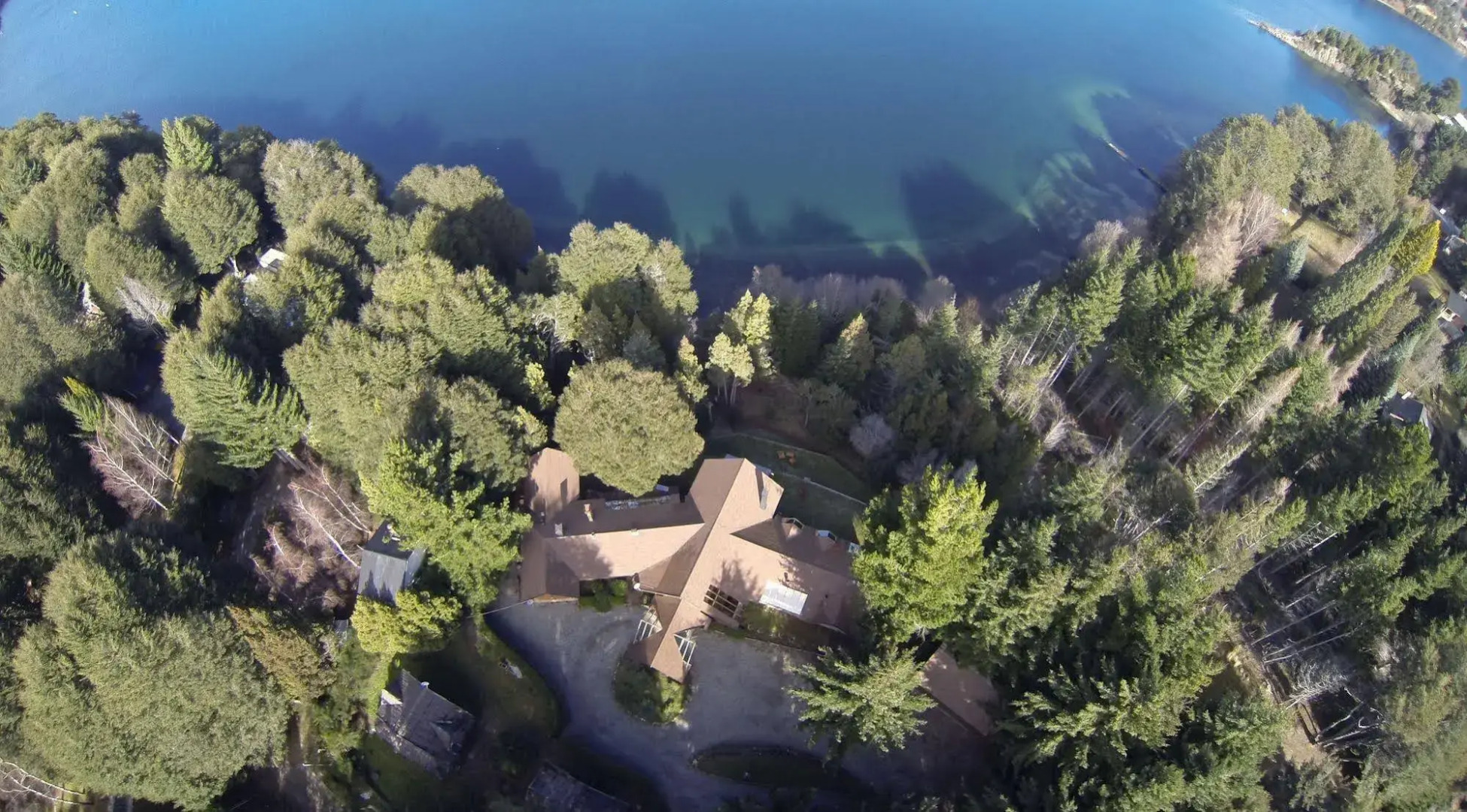 Peninsula Petit Hotel