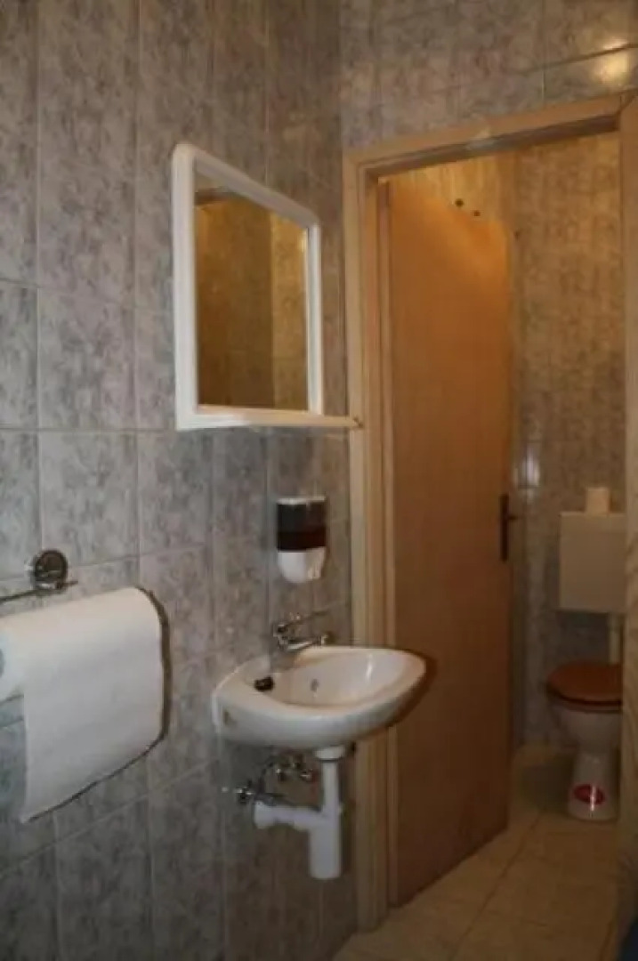 Seoski Turiziam Larva