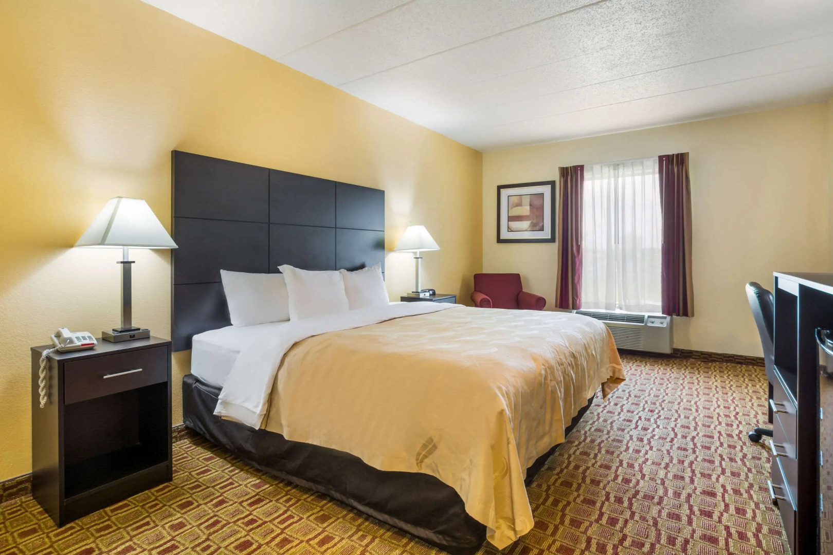 Quality Inn & Suites Sellersburg - Louisville Area