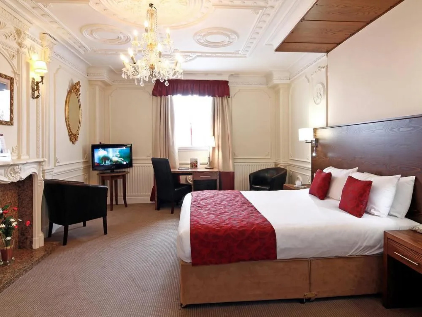 Mercure Wolverhampton Goldthorn Hotel