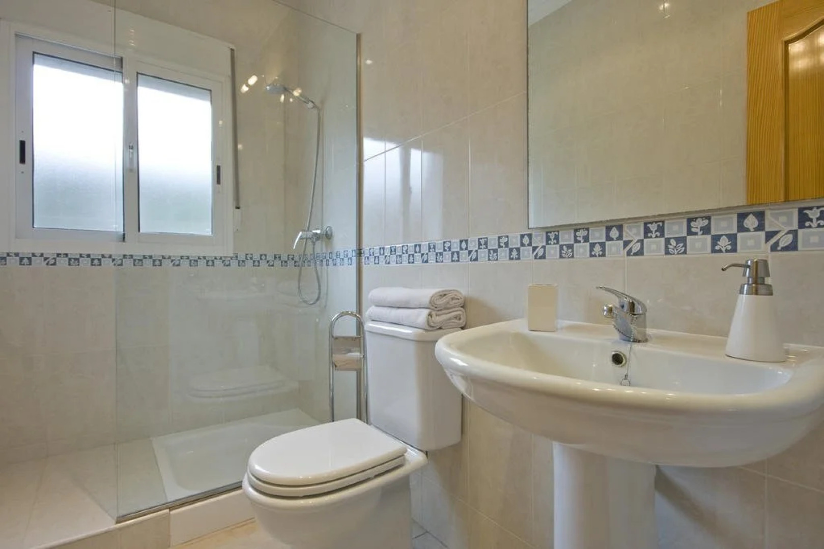 Cranky Crow Bed and Breakfast