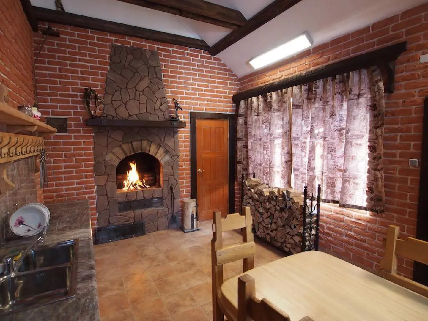 Tri Bani Guest House