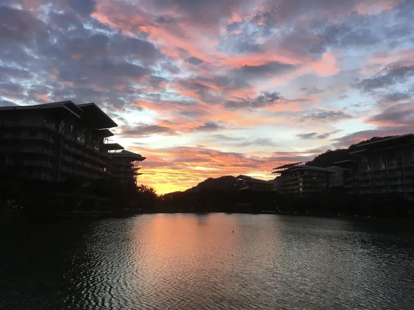 Beach Condos Pico De Loro Hamilo Coast