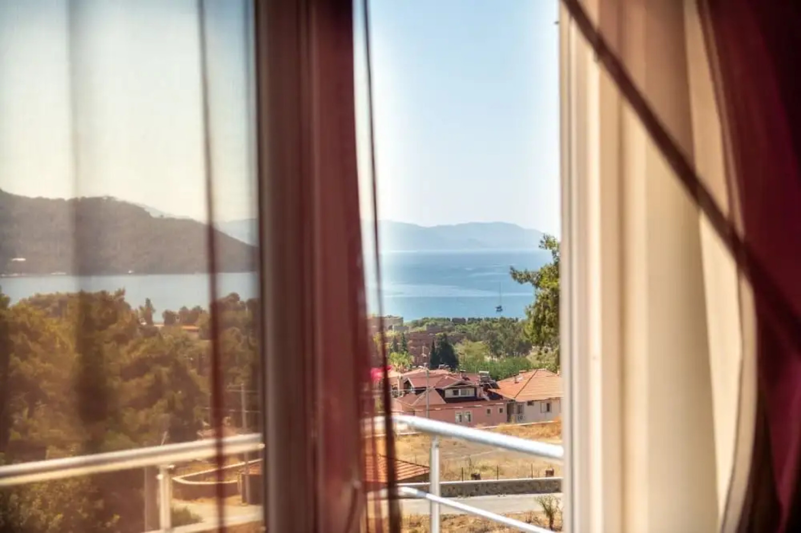 Onoda Hotel & Suites