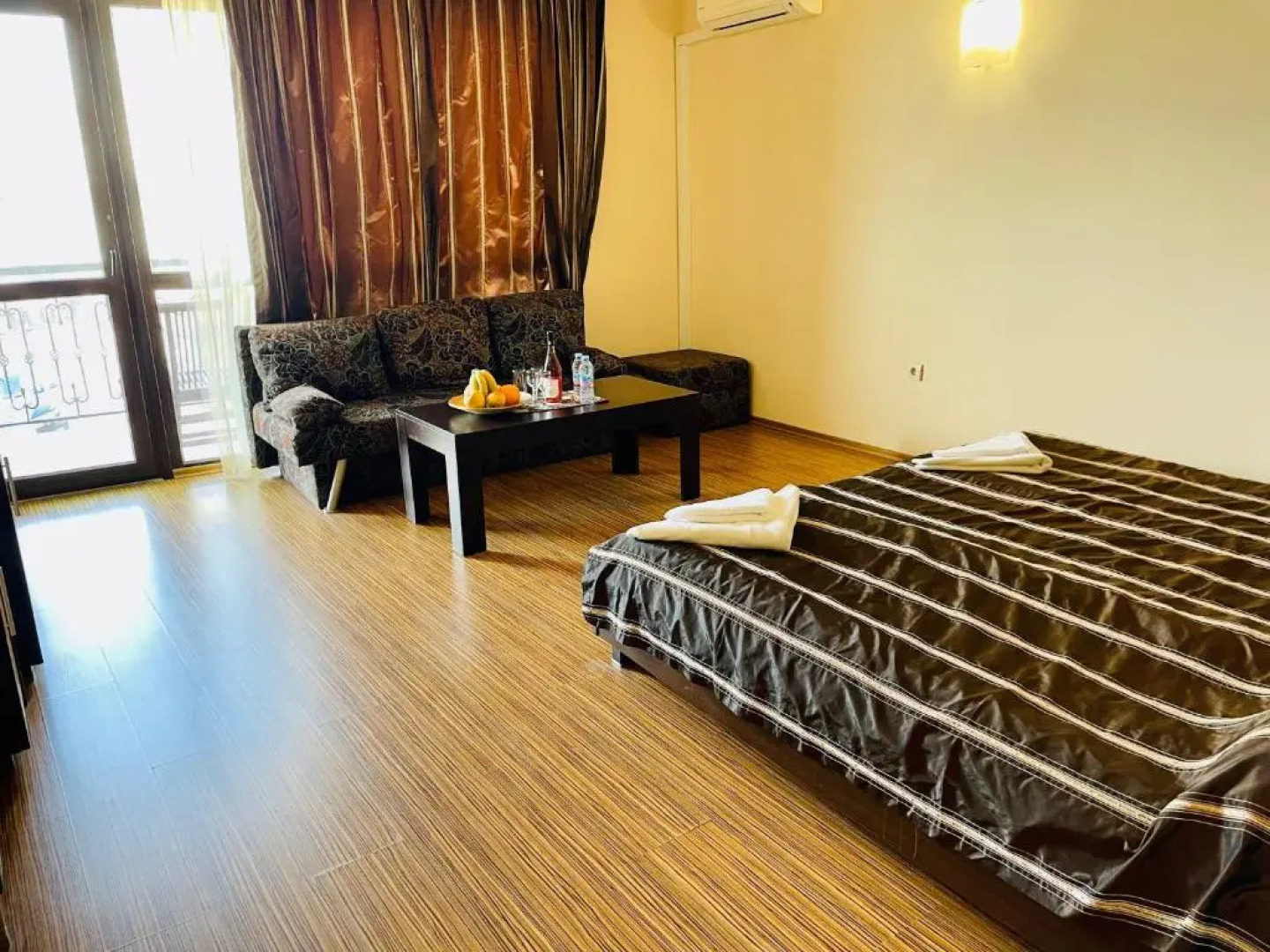 At the Americans Hotel