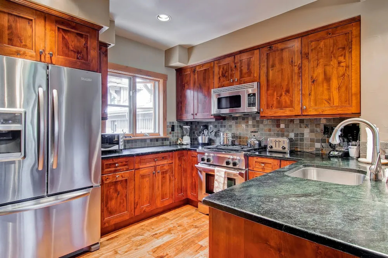 Villa Montane by East West Hospitality