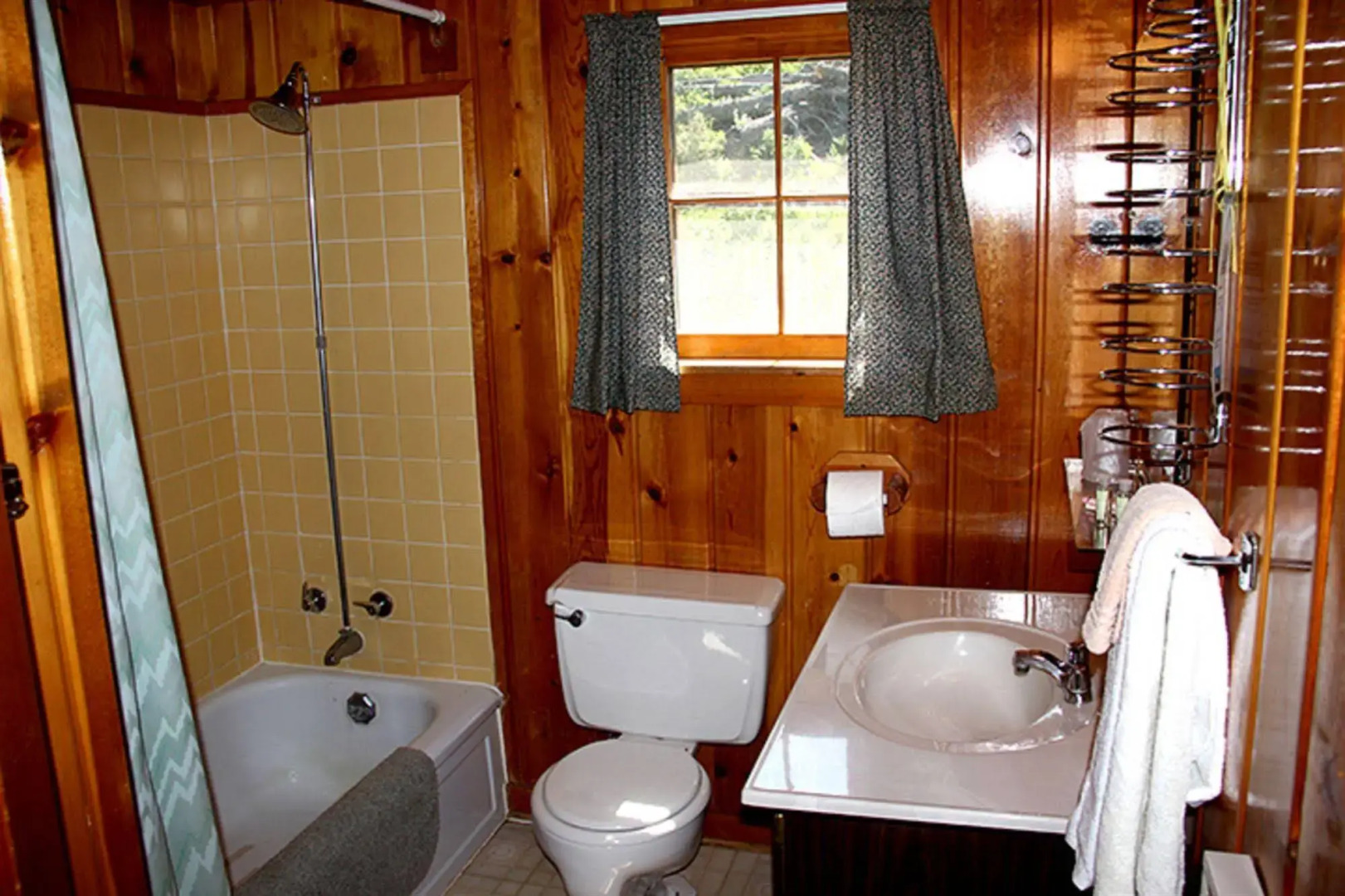 Creekside Lodge at Yellowstone