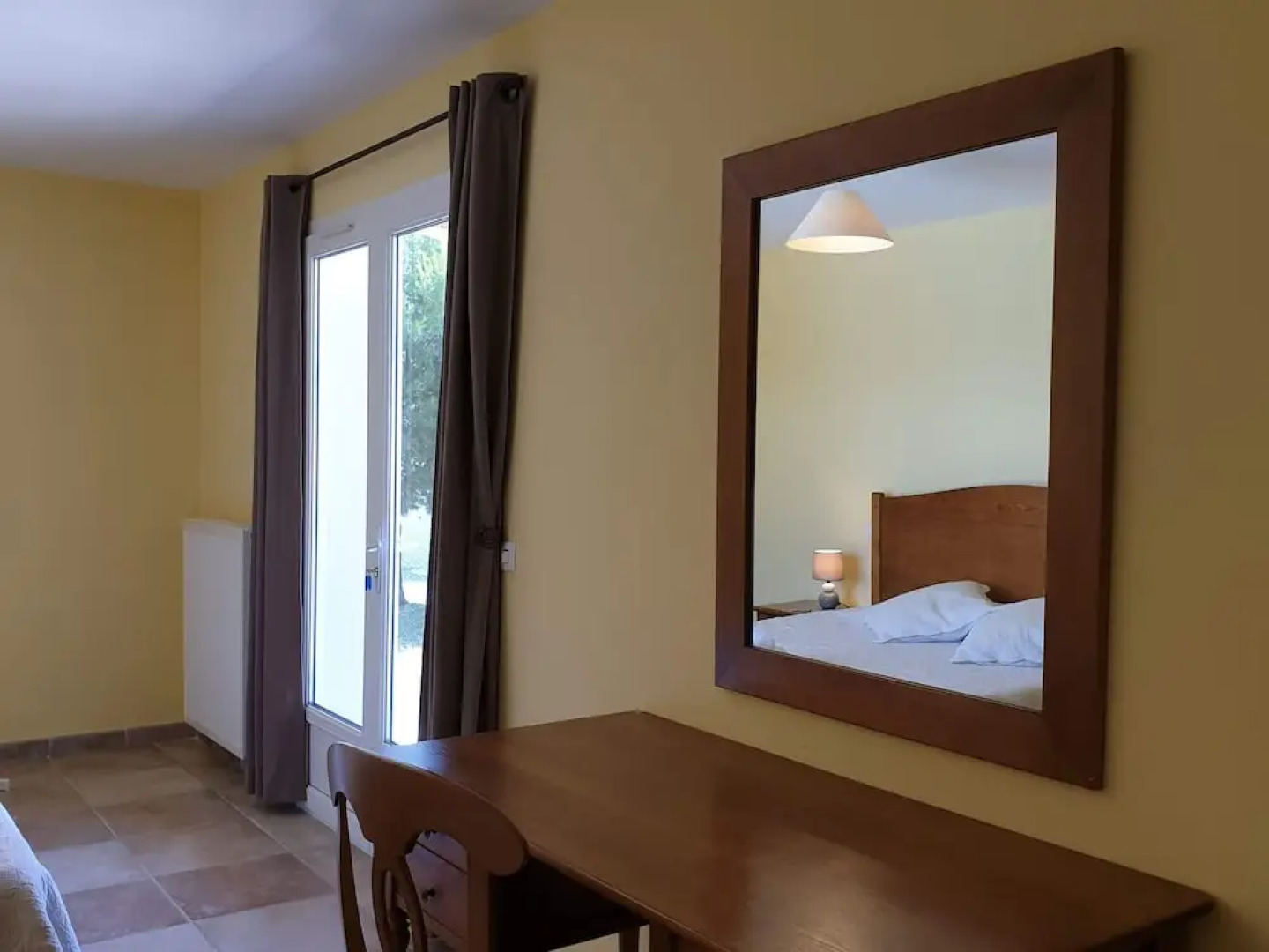 Spacious Villa Near Villemoustaussou With Pool