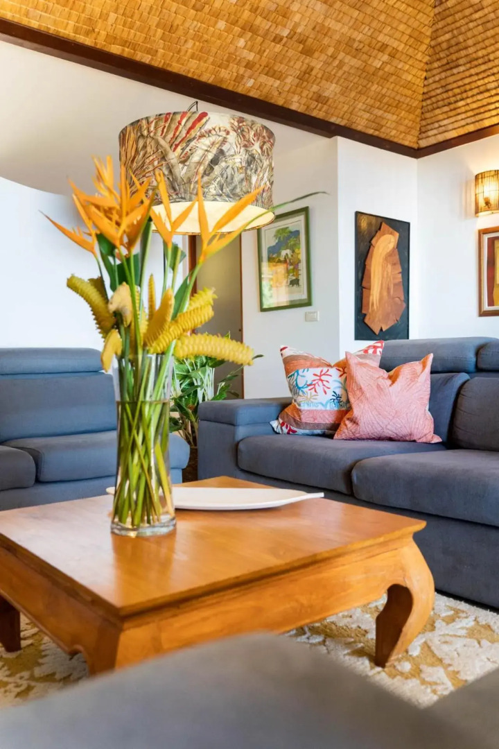 Magnificent 5 Br Villa with pool: amazing views