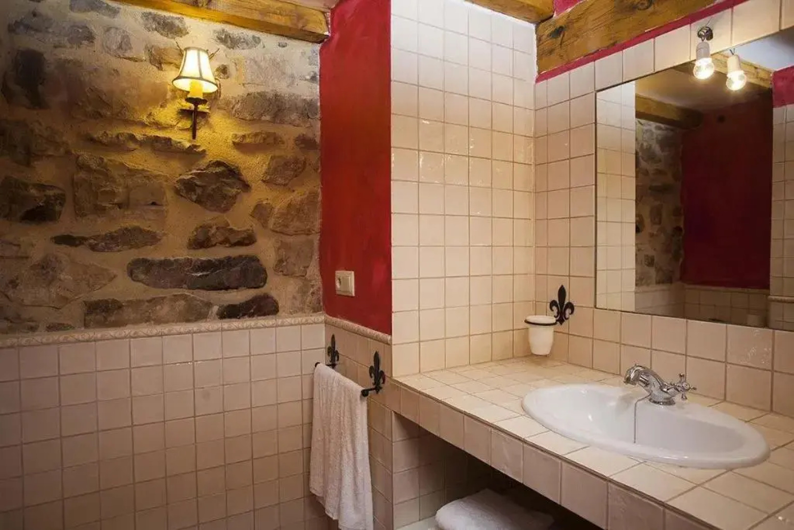 Hotel Rural La Torre de Bisjueces