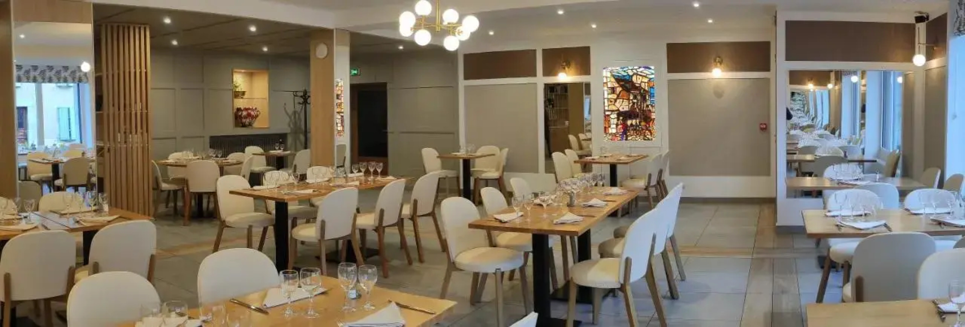 Hôtel des Voyageurs