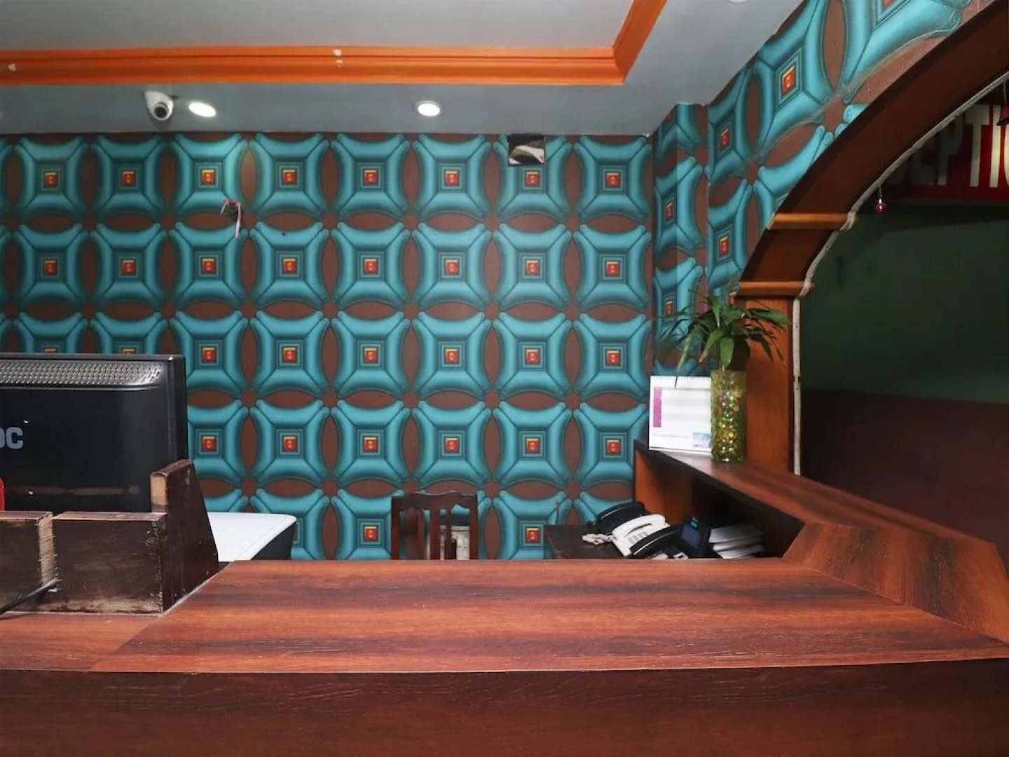 OYO 33455 Hotel Shivam