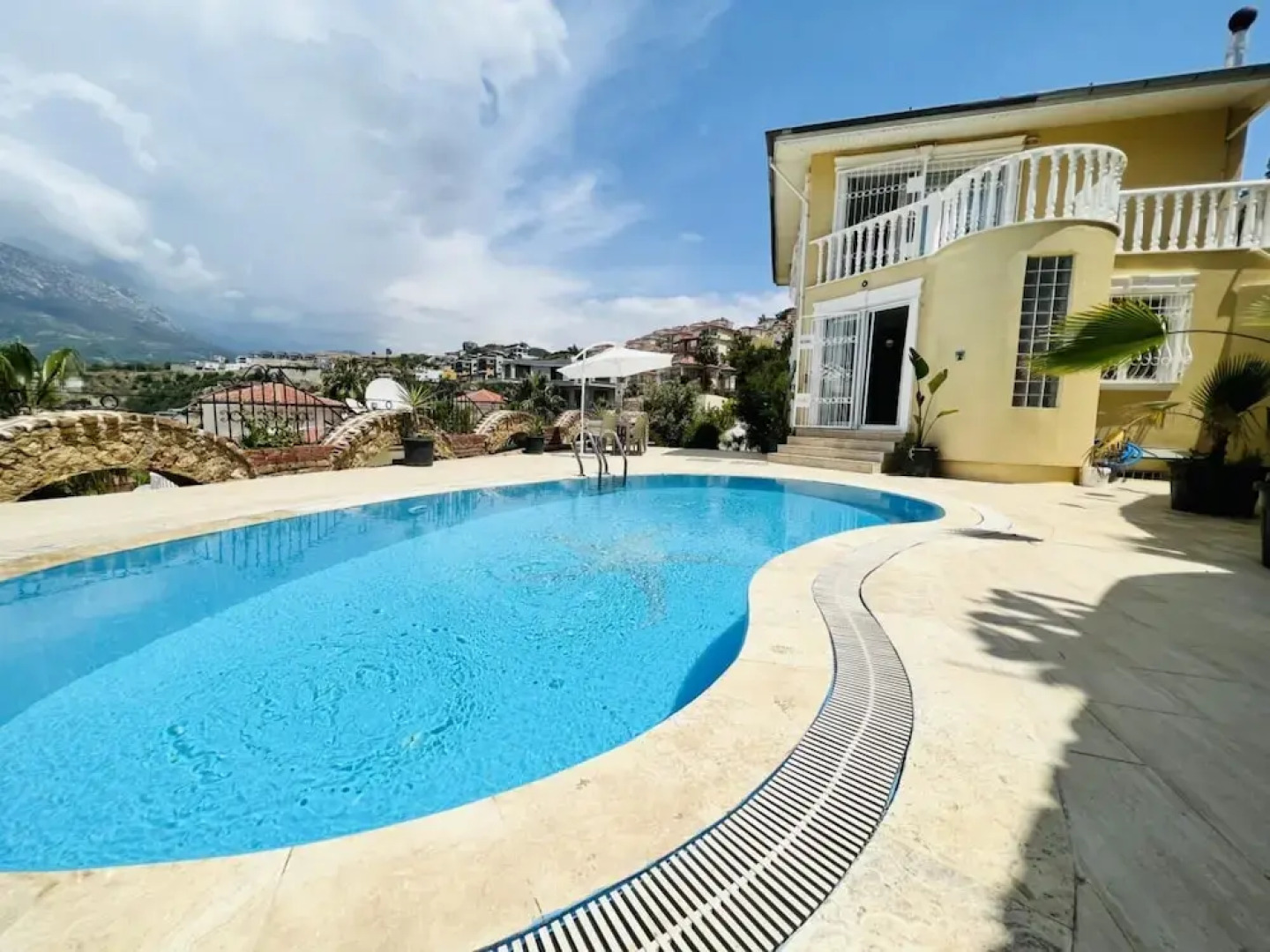 Dazzling Villa With Private Pool in Alanya