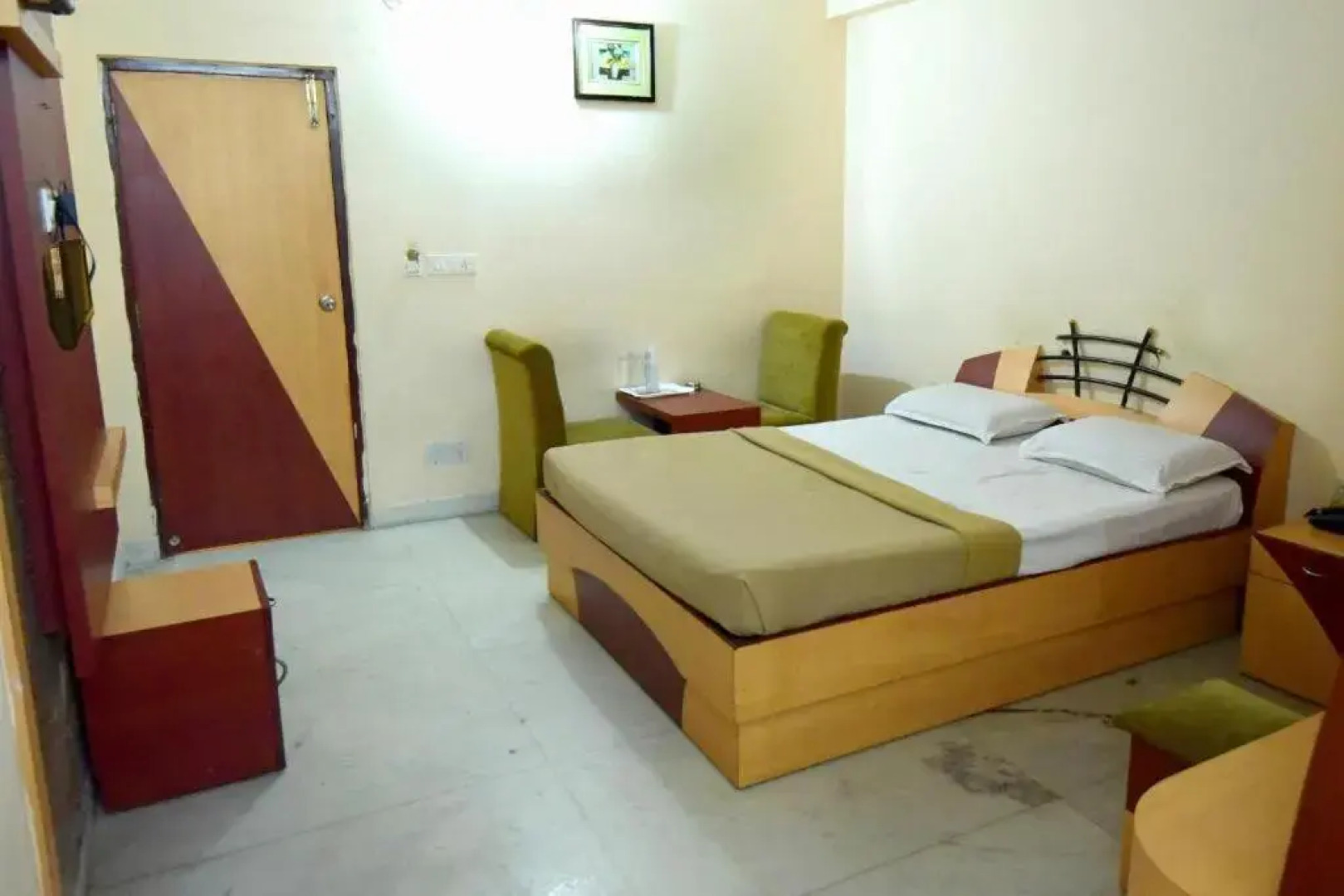 Hotel Shastri Paradise