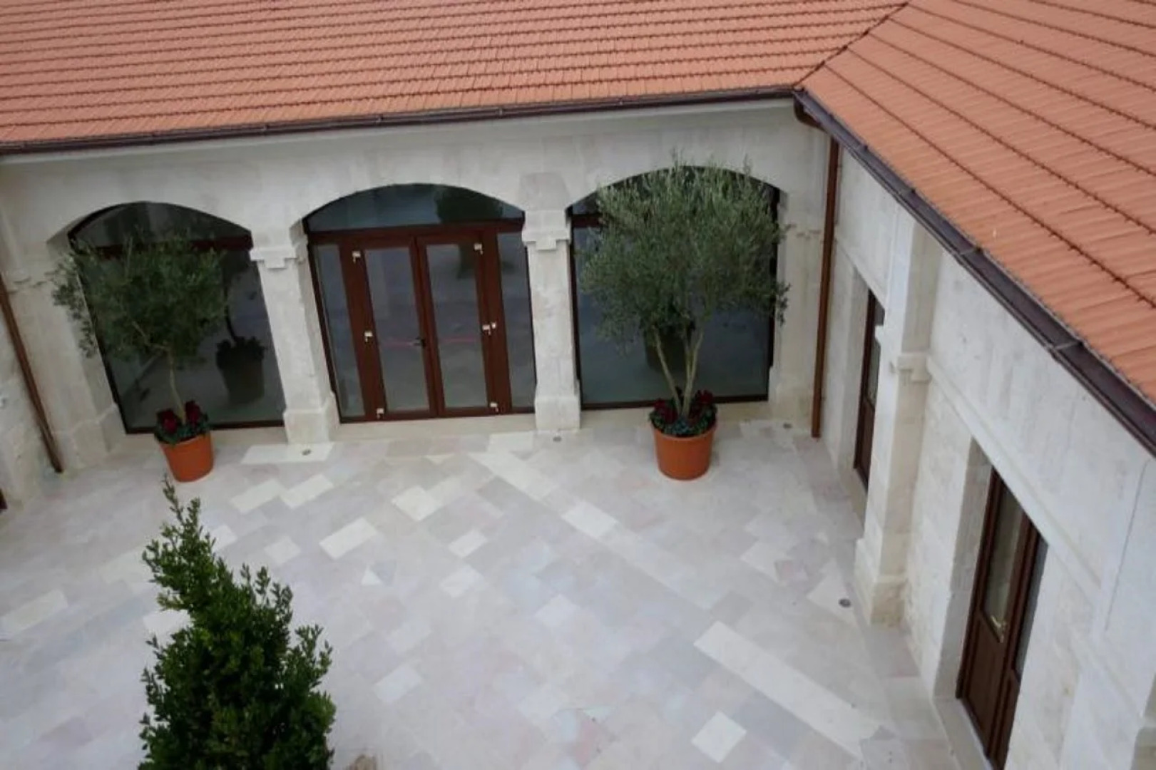 Domus Antiqua Residence