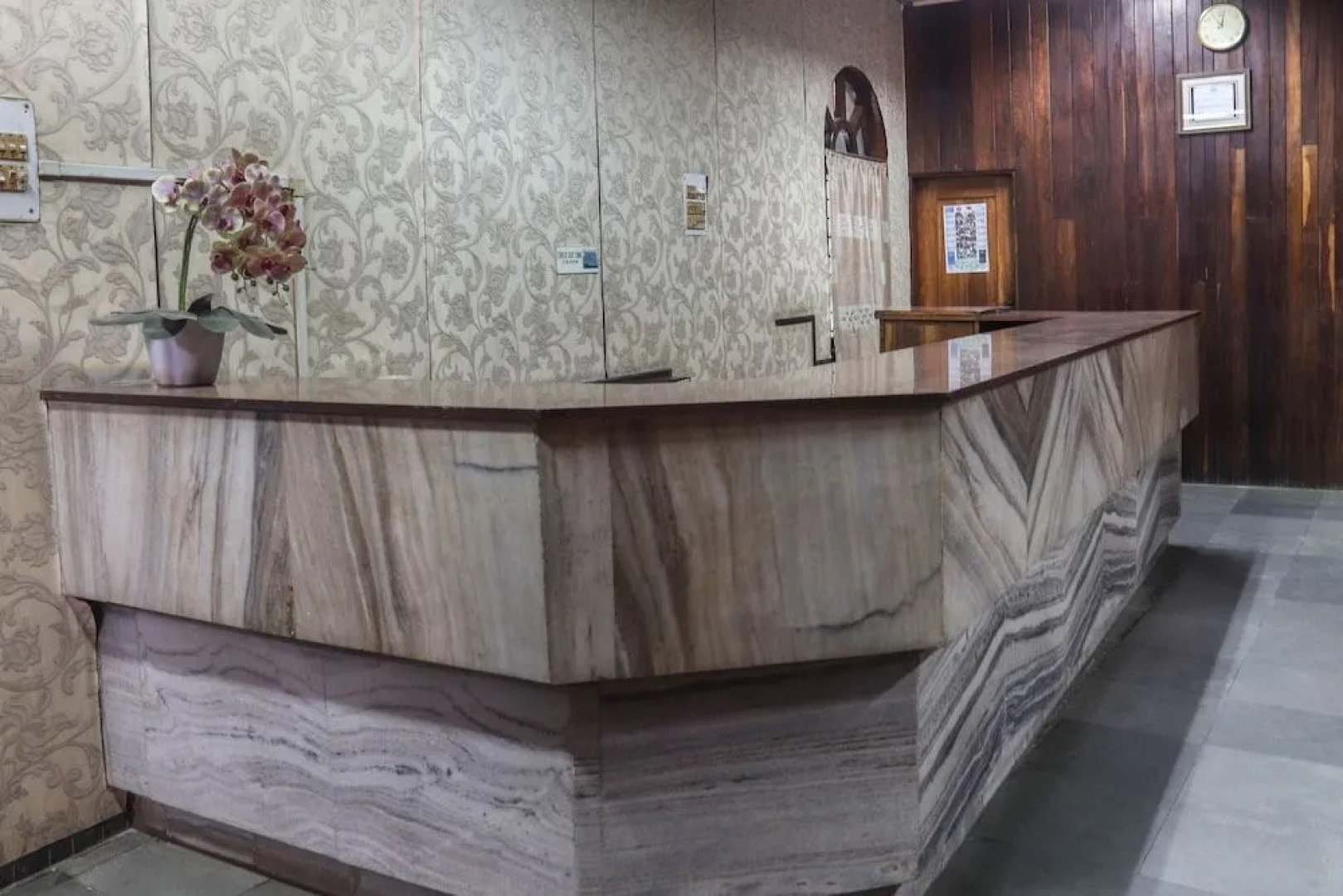 SPOT ON 49477 Hotel Galaxy