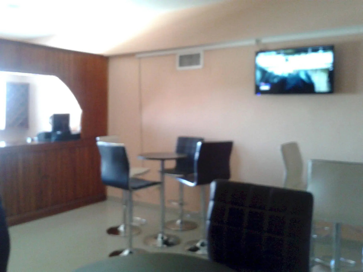 Le Monte Cristo Hotel & Suites