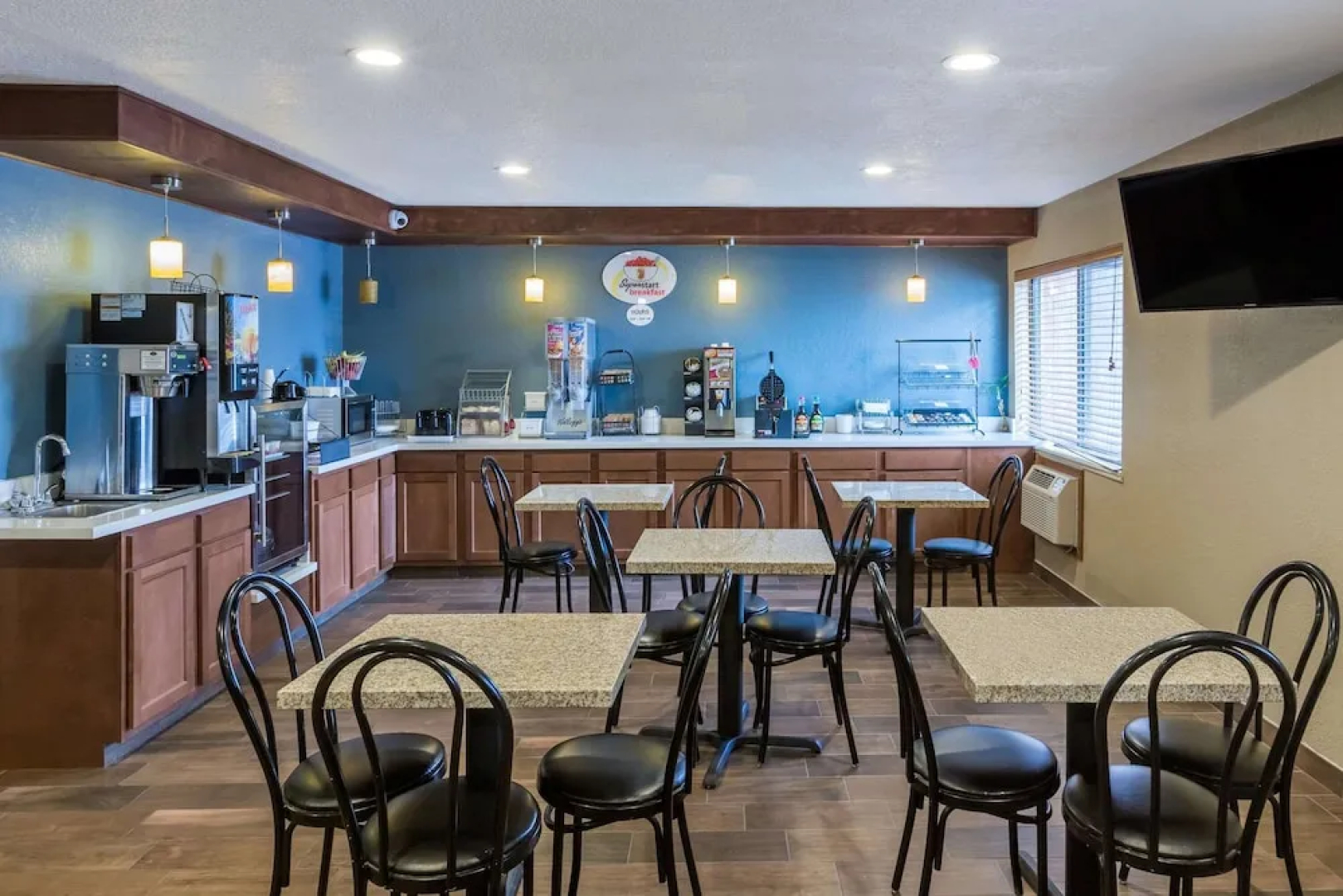 Super 8 Urbandale Des Moines Area