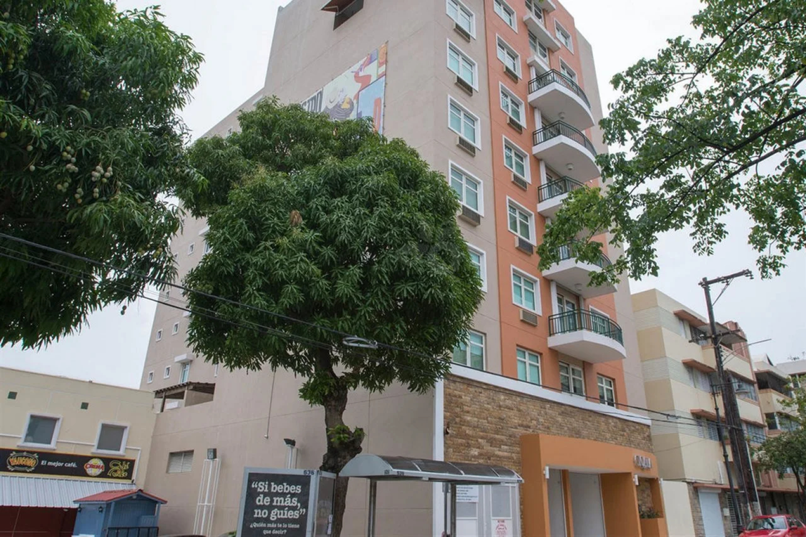 Ciqala Suites Hotel
